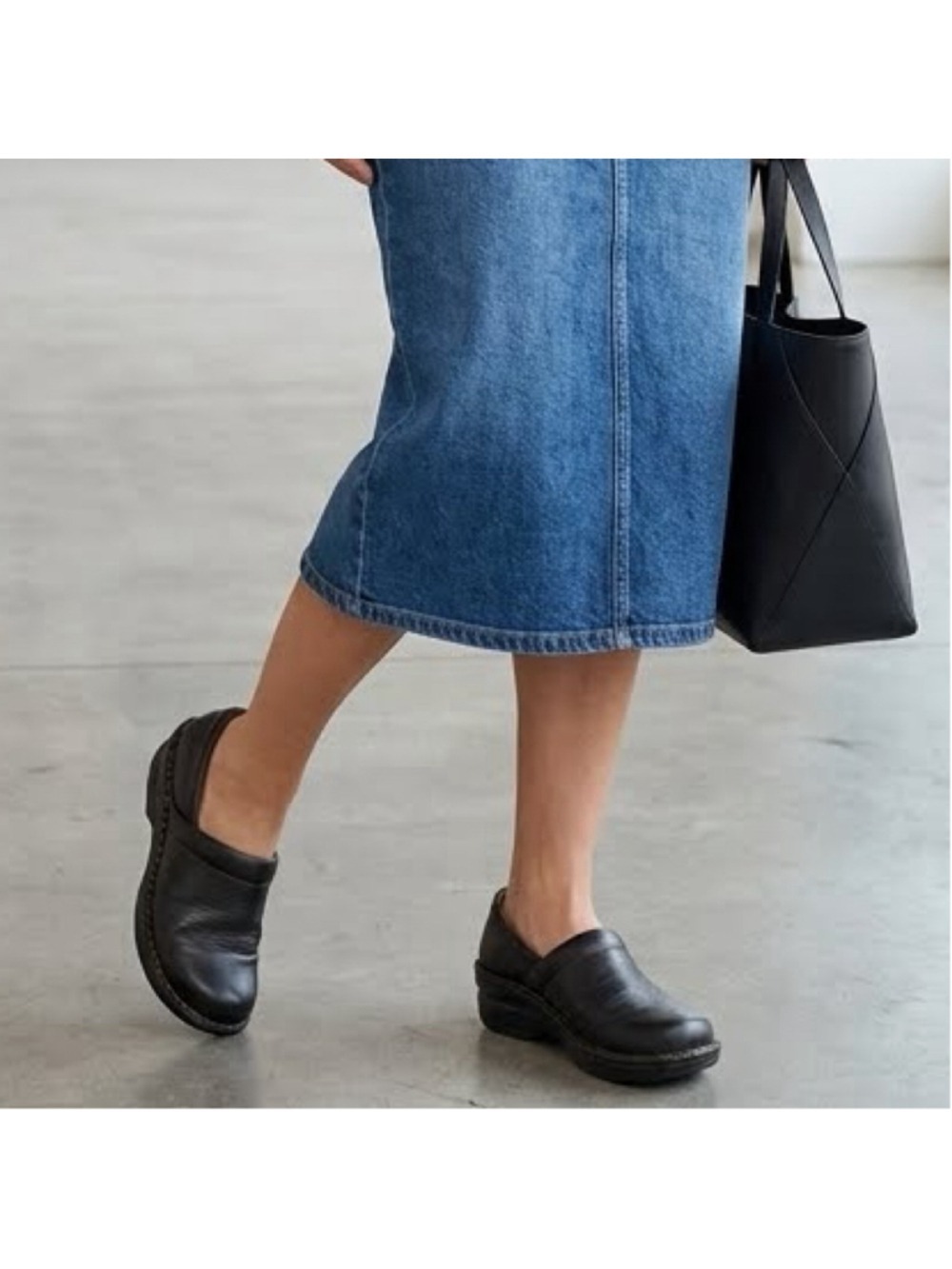 BORN Paddock Leather Wedge Clogs Womens 8.5 Black Slip On Comfort